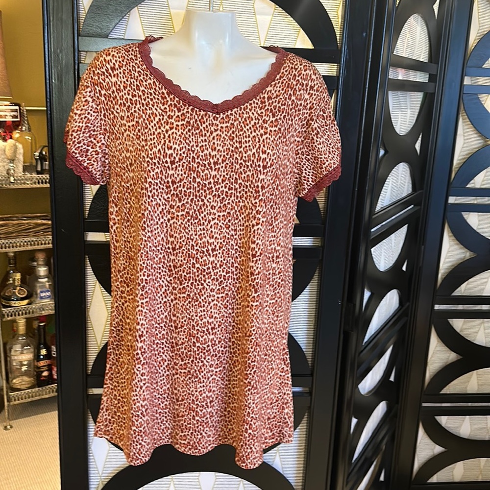 Inteco Intimates Animal Print Pull On Short Sleeve Nightgown / Sleep Shirt / PJs
